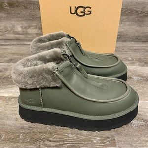 UGG | Funkette Boots In Ultra Matte Seaweed NEW In Box